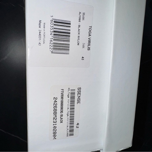 Toga Virilis Empty Box w/ Linen Bag, Tag & Tissue Paper - Original Packaging - Picture 7 of 14